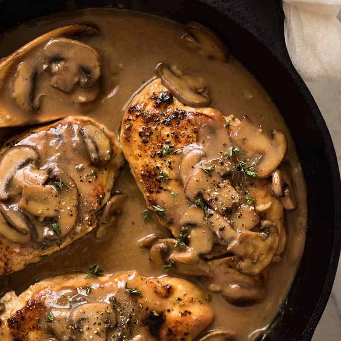 Chicken with Mushroom Gravy