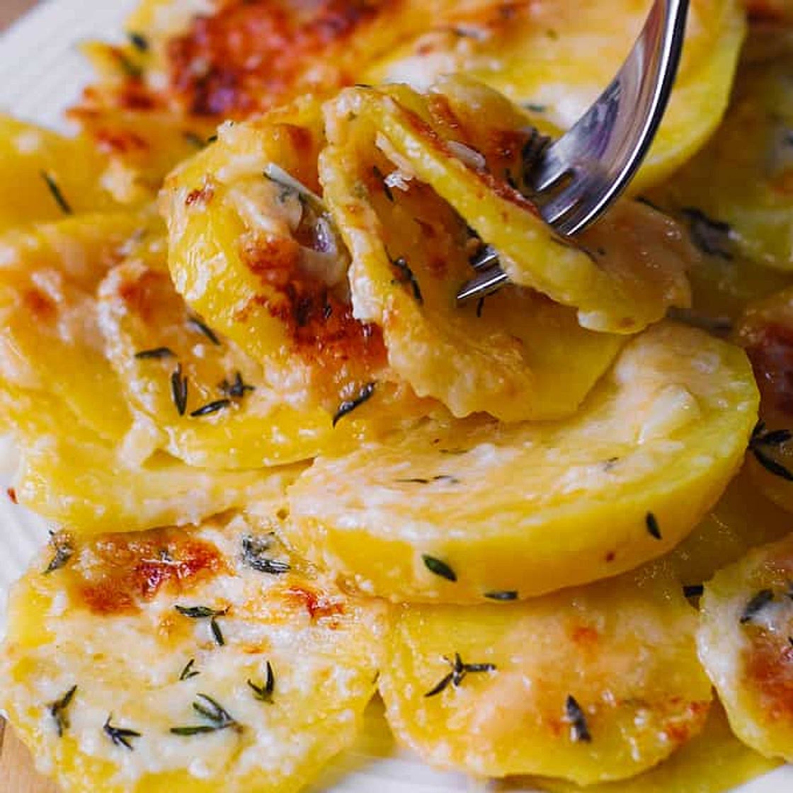 Easy Cheesy Scalloped Potatoes