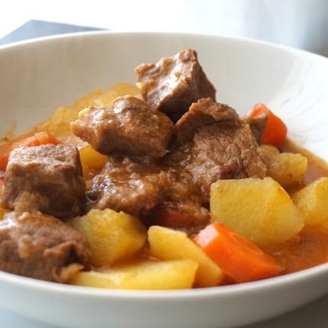 Receta de Estofado de carne con patatas