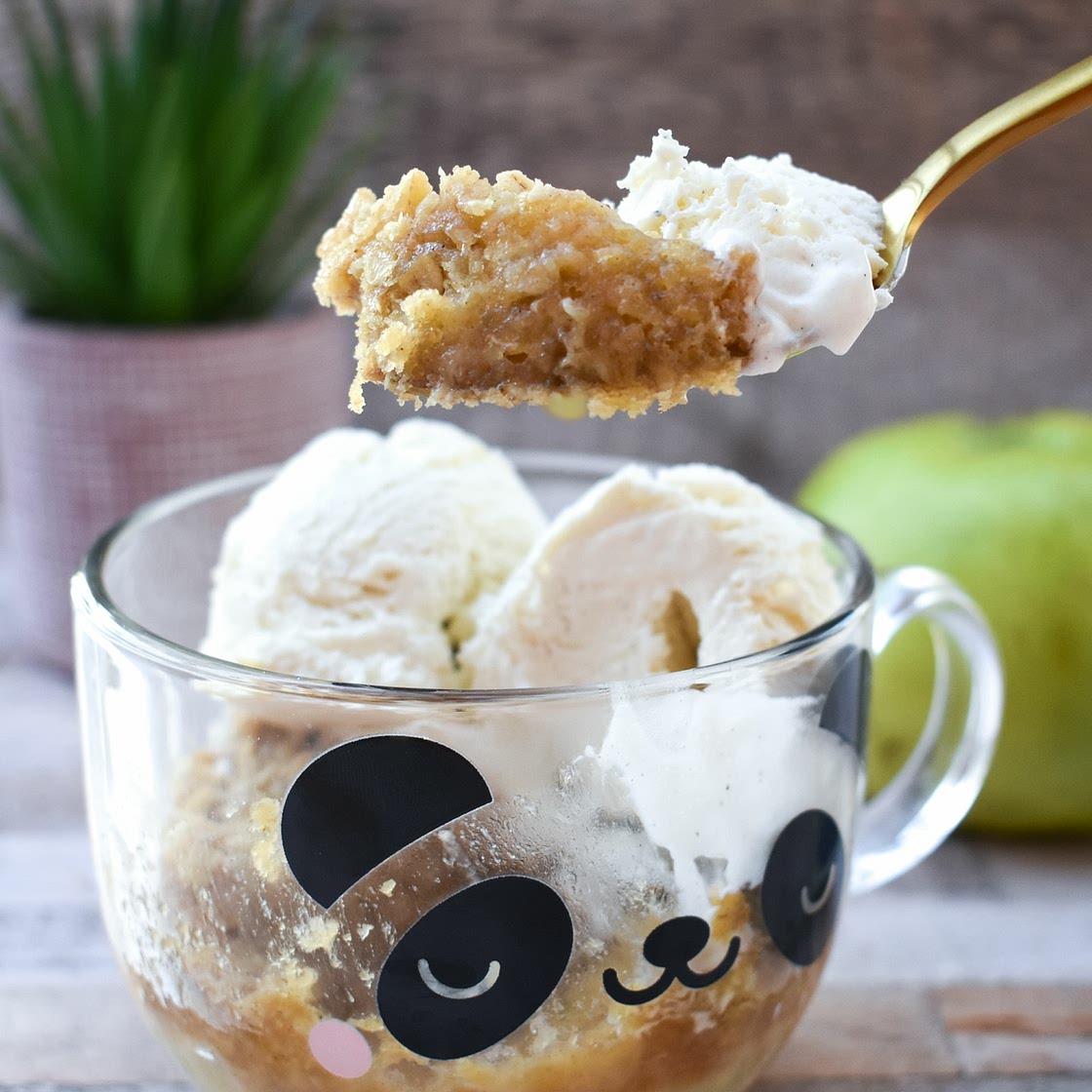 Vegan Microwave Apple Crumble