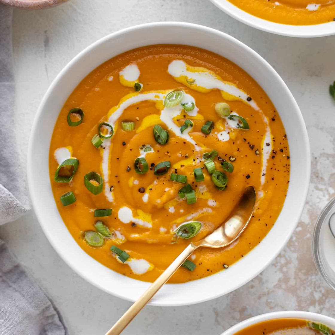 Roasted Carrot Coconut Soup