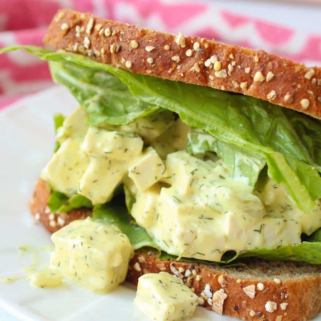Easy vegan egg salad sandwich