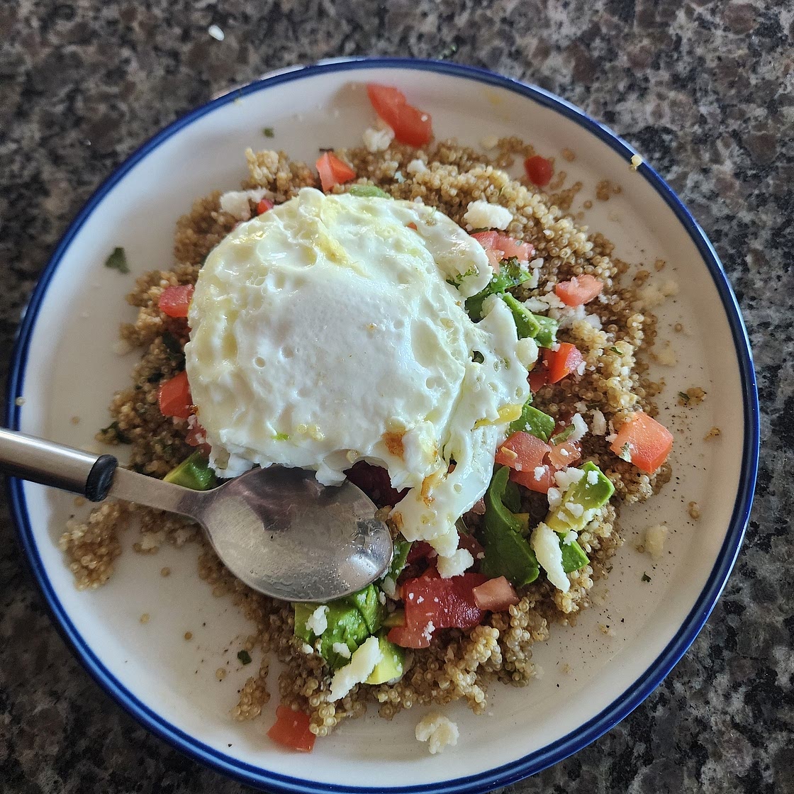 Quinoa Avocado Breakfast Bowl Recipe