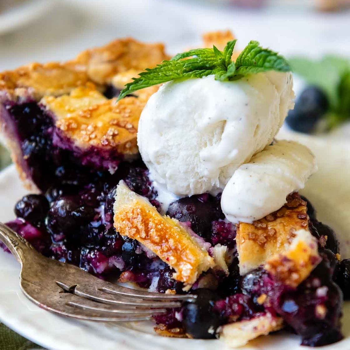Blue Ribbon Gluten-Free Blueberry Pie with Flaky Crust