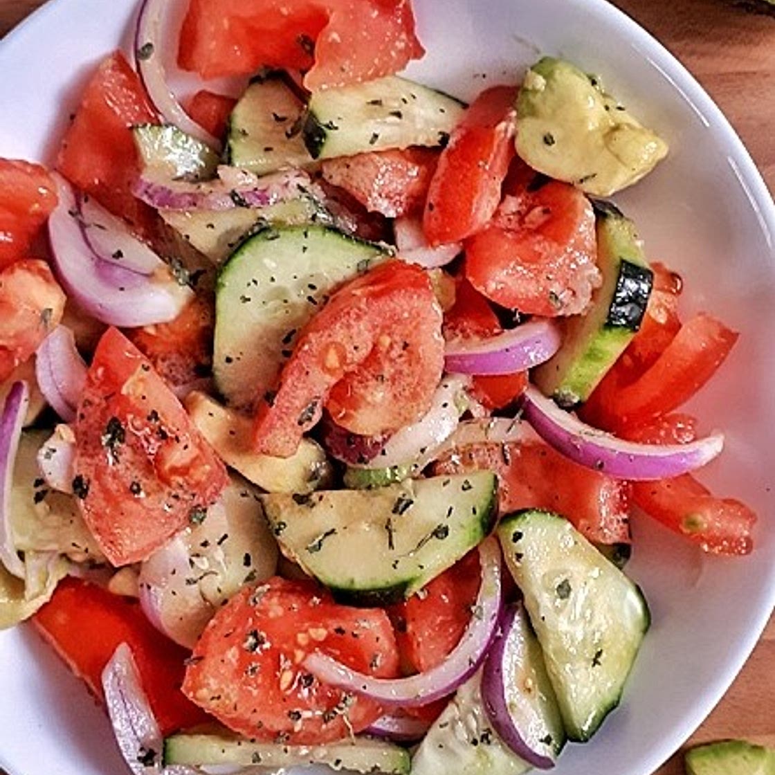 Cucumber Tomato Salad - Keto, Low Carb & whole30