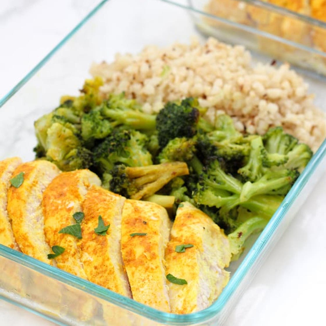 Anti-inflammatory Turmeric Chicken Meal Prep Bowls