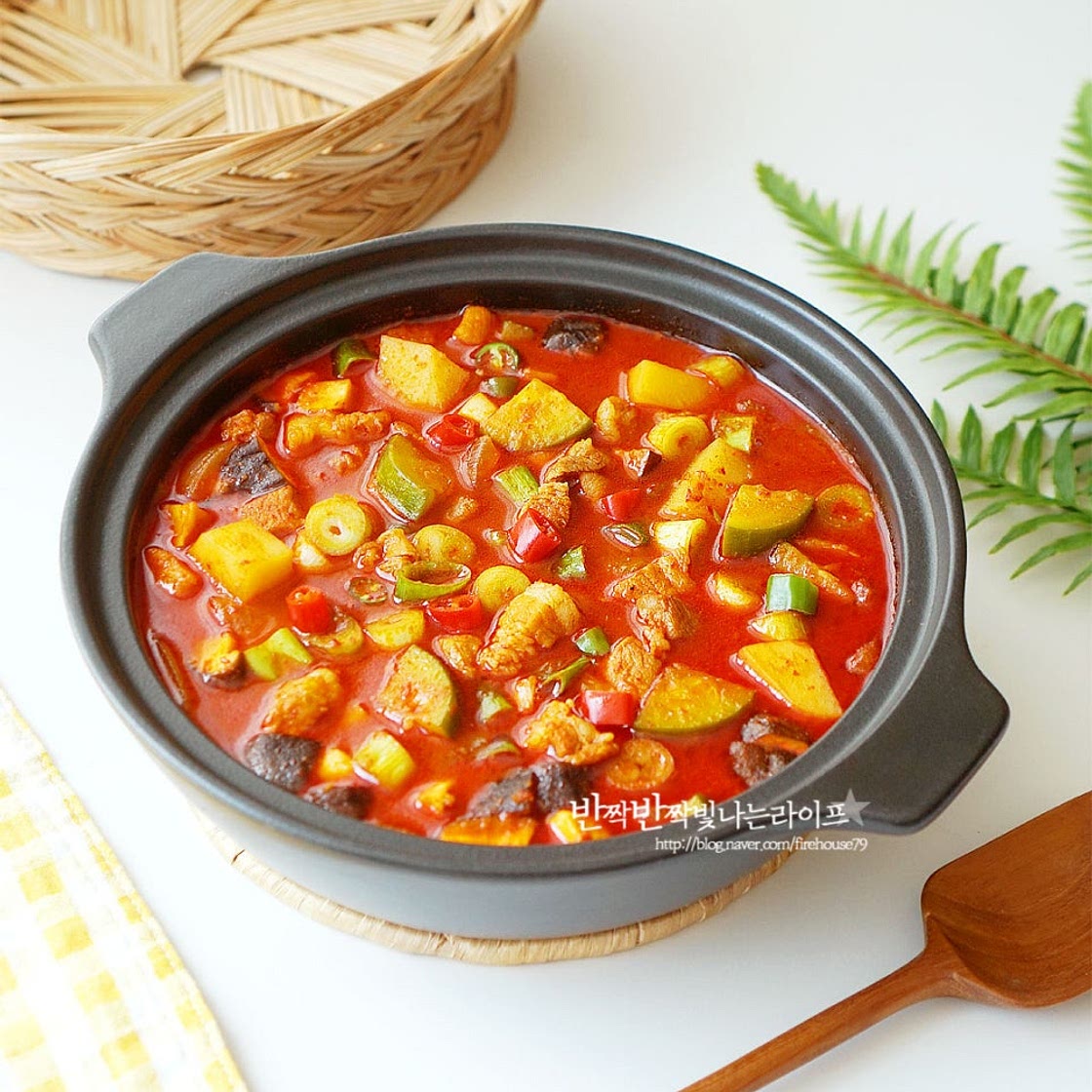 돼지고기 고추장찌개 레시피 애호박 감자 고추장찌개