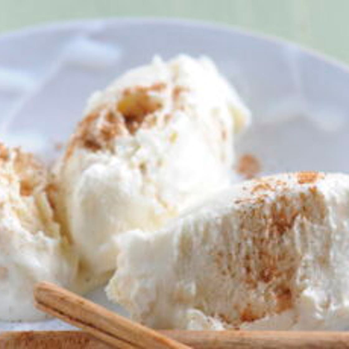 Glace au yaourt à la cannelle