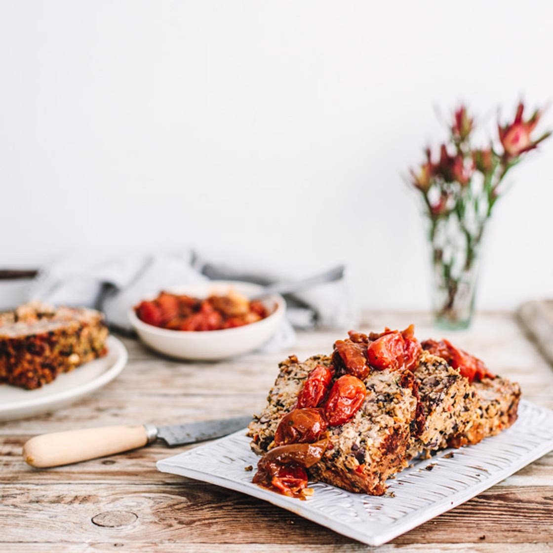 pain (sans viande) aux légumes, haricots noirs & fromage