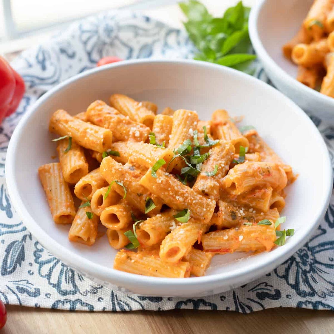 Creamy Red Pepper and Tomato Pasta Recipe