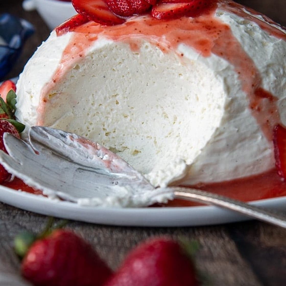 Coeur a la Creme with Strawberries