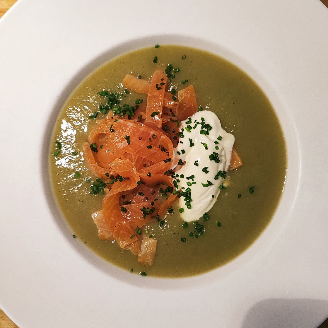 Velouté de poireau & saumon fumé