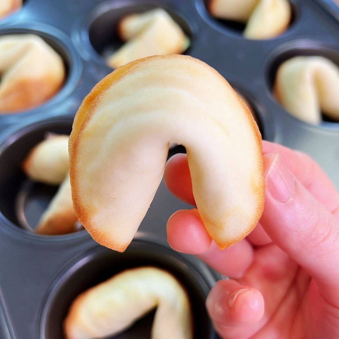Fortune Cookie Recipe - traditional & marshmallow flavor
