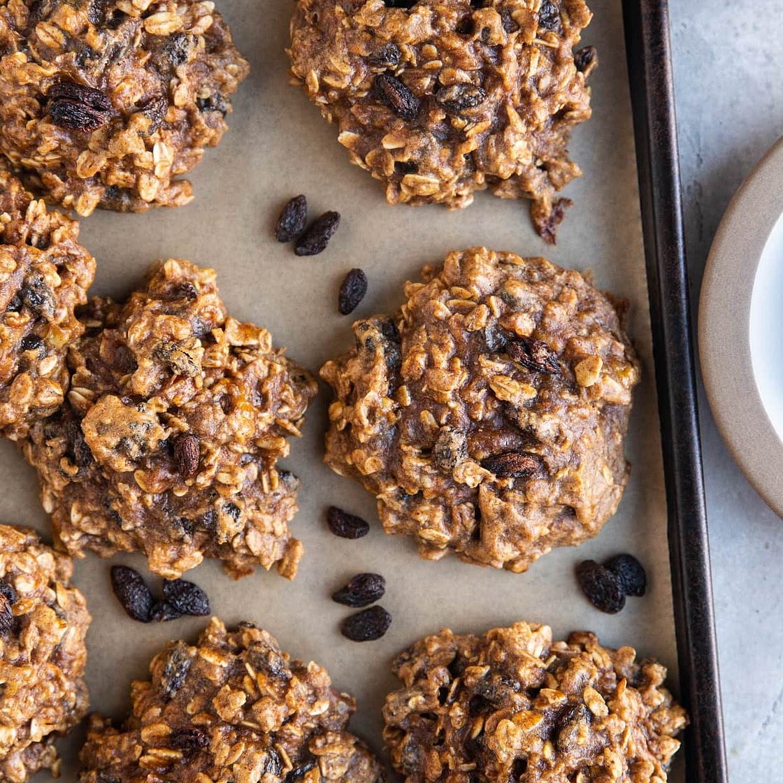Healthy Oatmeal Raisin Cookies