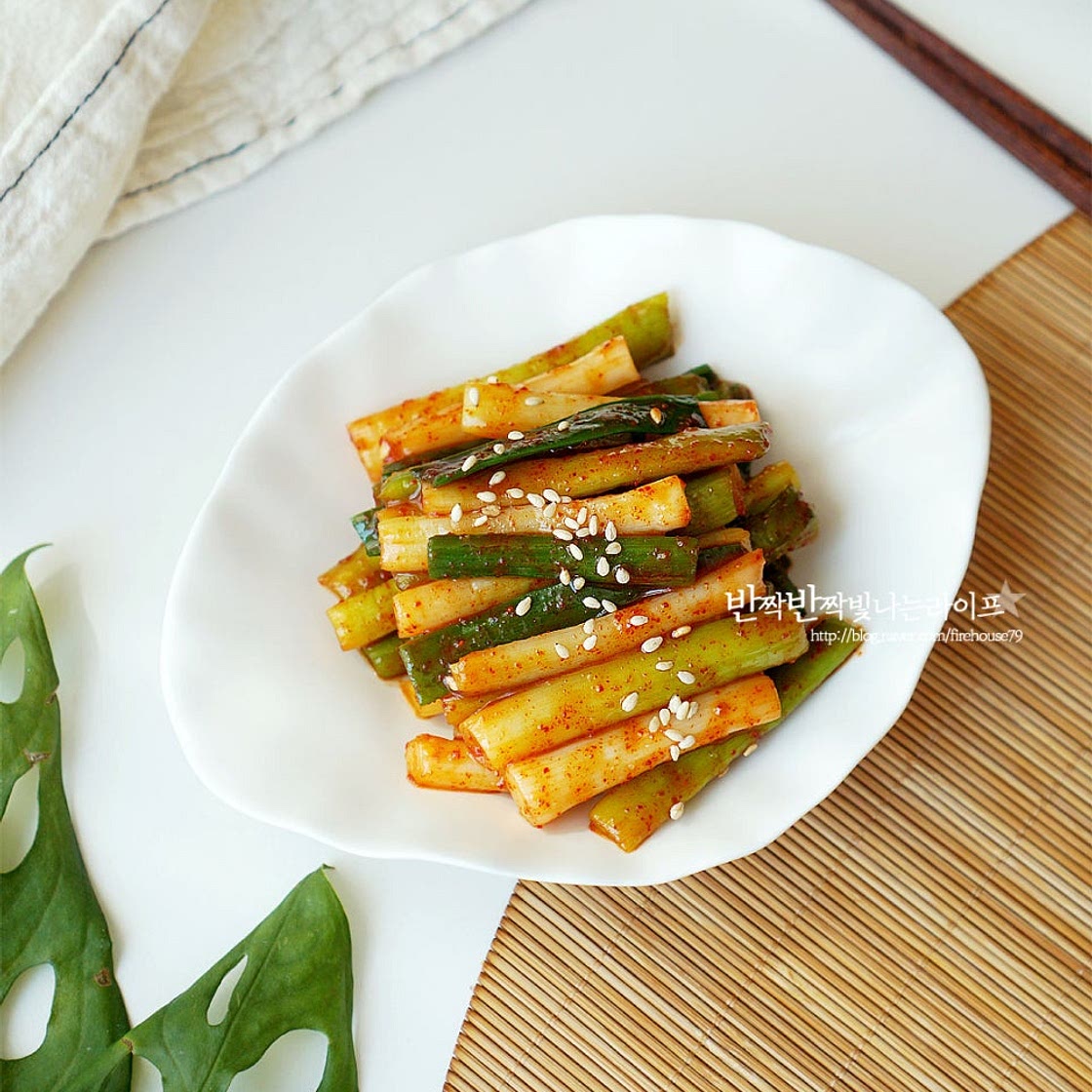 풋마늘무침 마늘대무침 마늘잎무침 잎마늘무침 풋마늘 요리