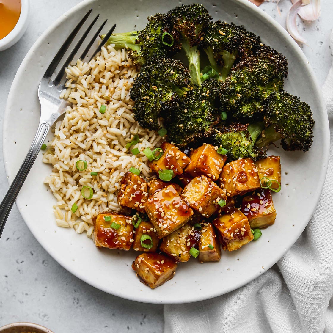Easy Honey Garlic Tofu With Soy & Sesame