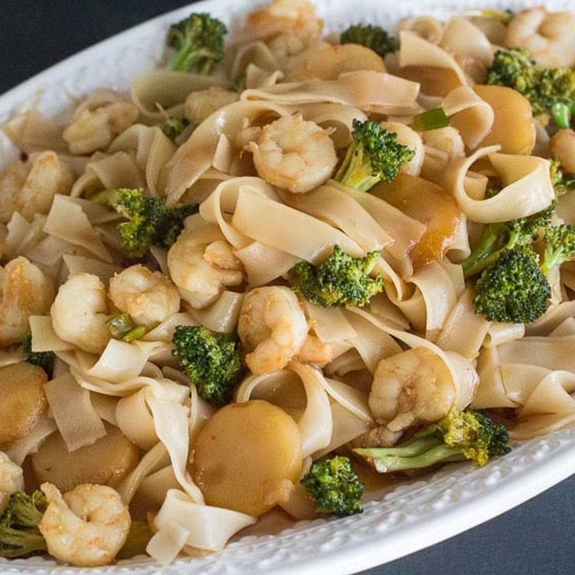 Low FODMAP Hot and Sour Shrimp Lo Mein