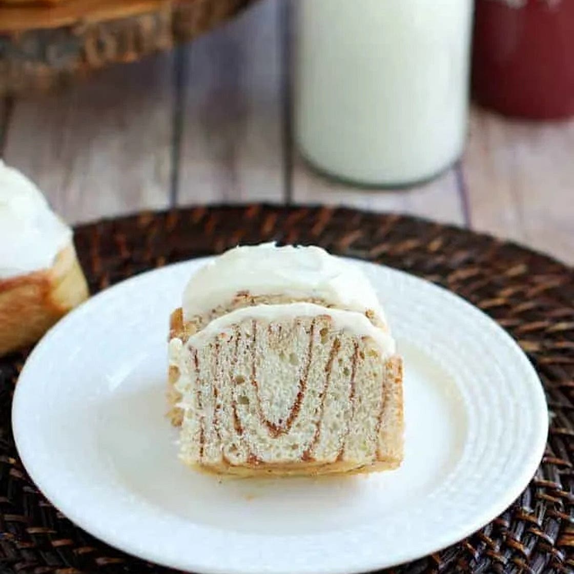 Overnight Sourdough Cinnamon Buns