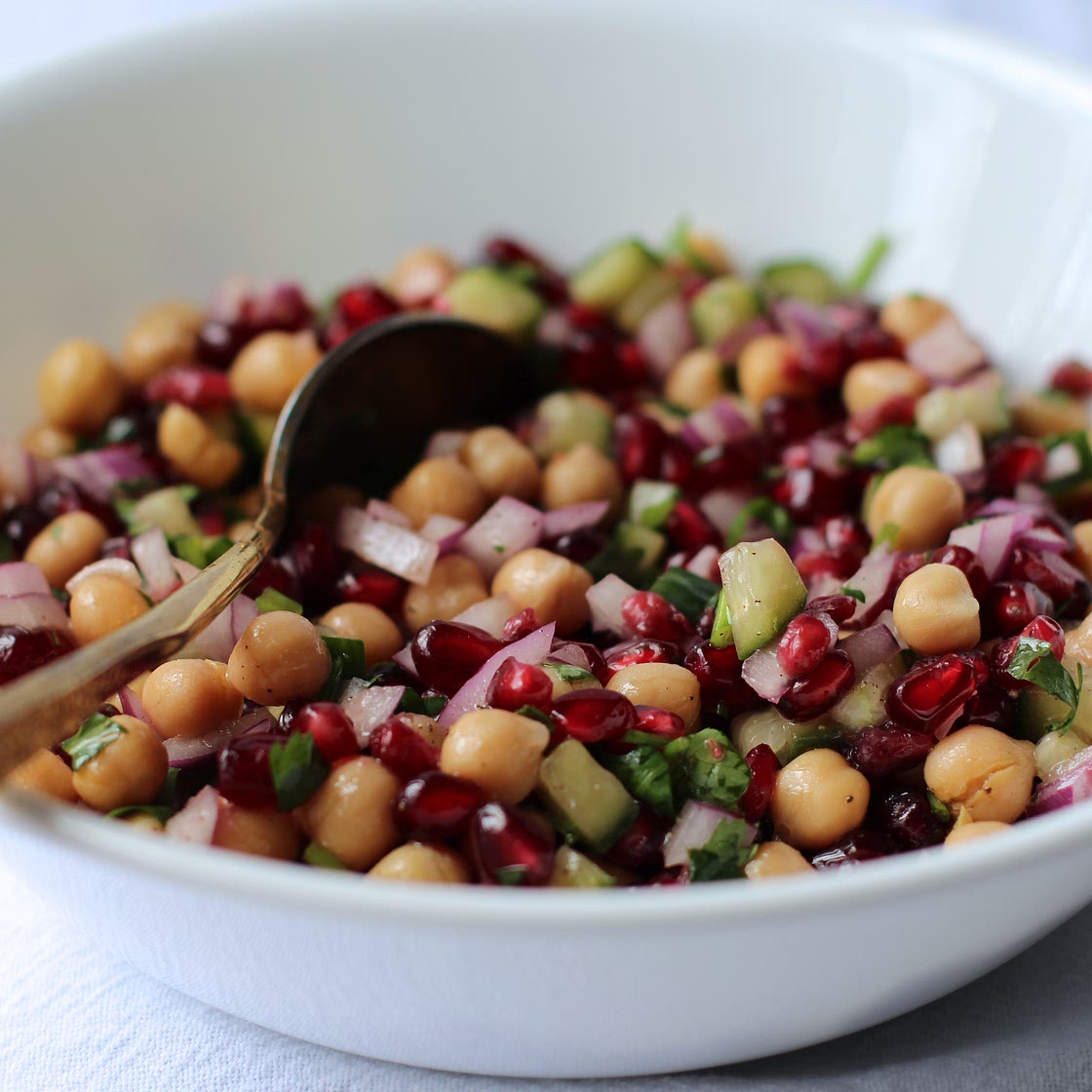 Chickpea Pomegranate Salad