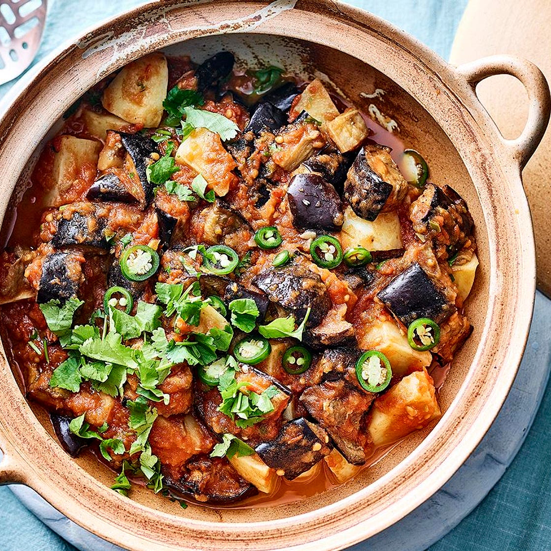 Roast aubergine and potato curry