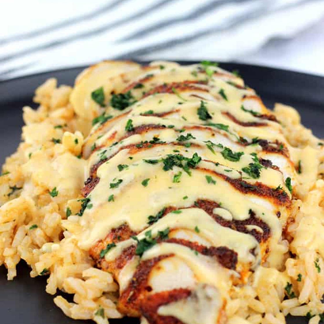 Mexican Chicken with Cheese Sauce