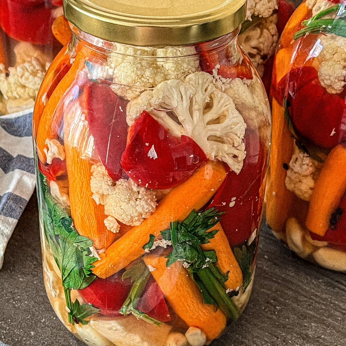 Balkan Pickled Vegetable Mix (Turshiya)