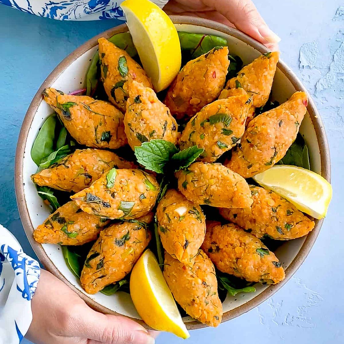 Turkish Lentil Meatballs (Vegan Mercimek Kofte)