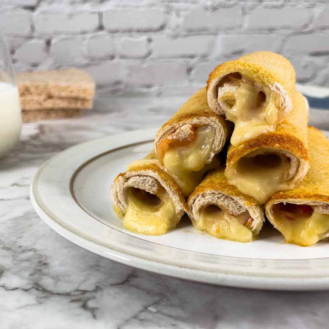 Turkey and Cheese Toast Rolls