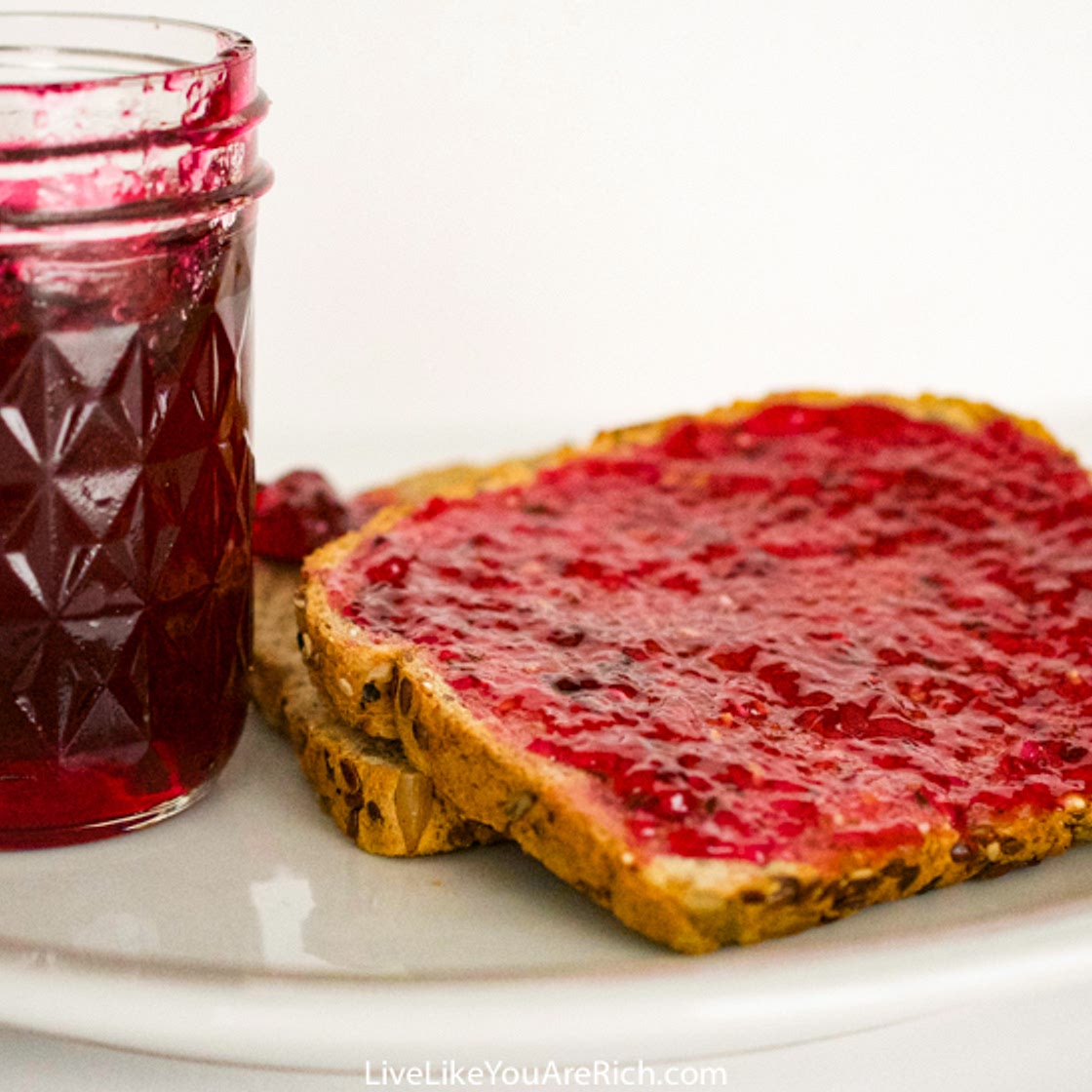How to Make Grape Jelly out of Grape Juice