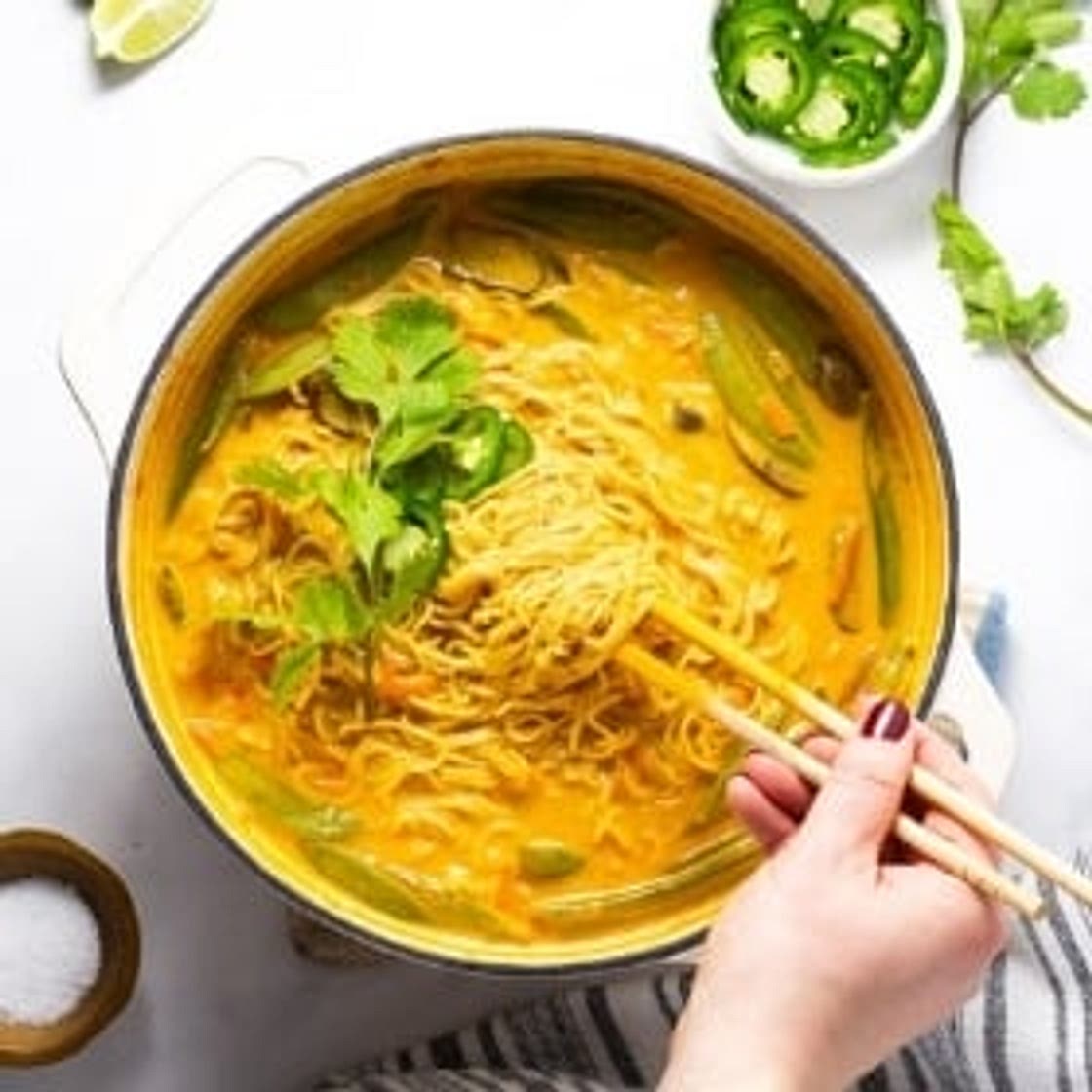 20 Minute Vegan Curry Ramen