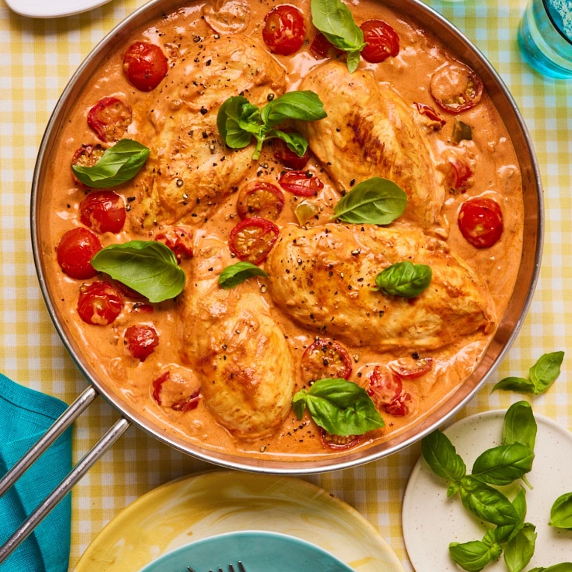 Creamy Tomato Chicken | Slimming & Weight Watchers Friendly