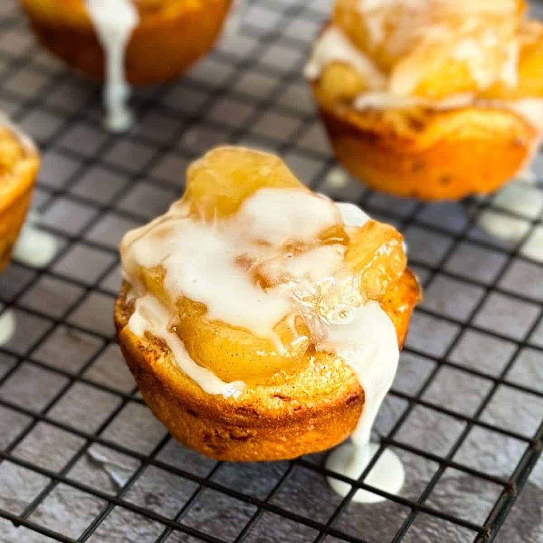 Easy 2 Ingredient Cinnamon Apple Pie Cups