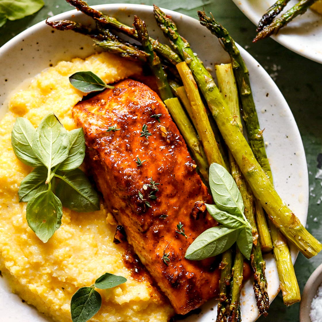 honey bbq salmon and asparagus with creamy polenta