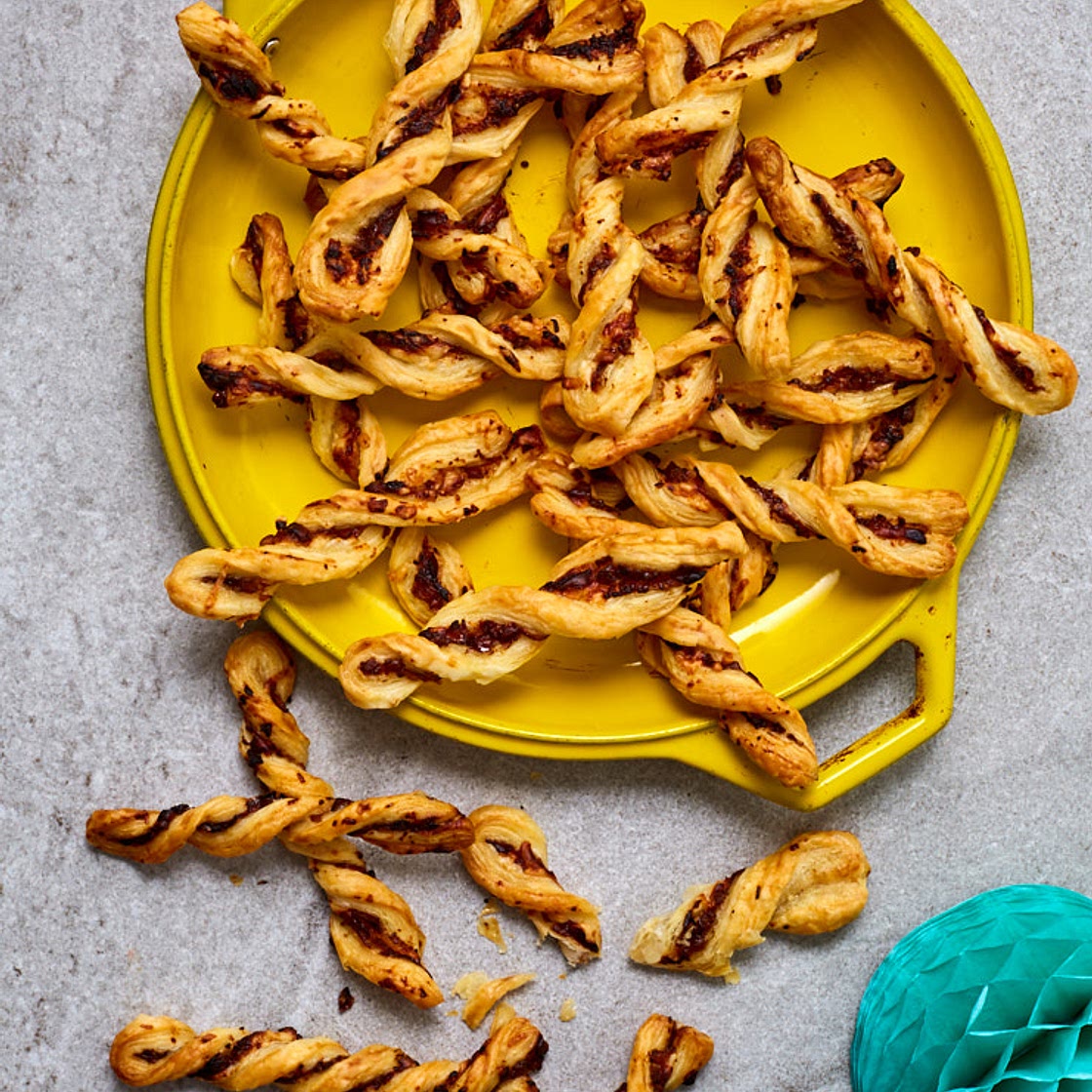 Cheese and Pickle Twists | Slimming & Weight Watchers Friendly