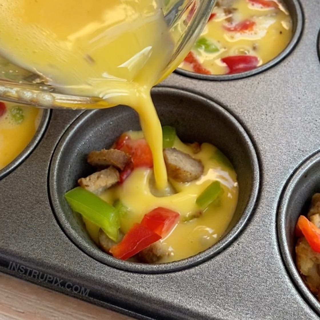 Mini Breakfast Omelets (Egg Muffins With A Tater Tot Crust)