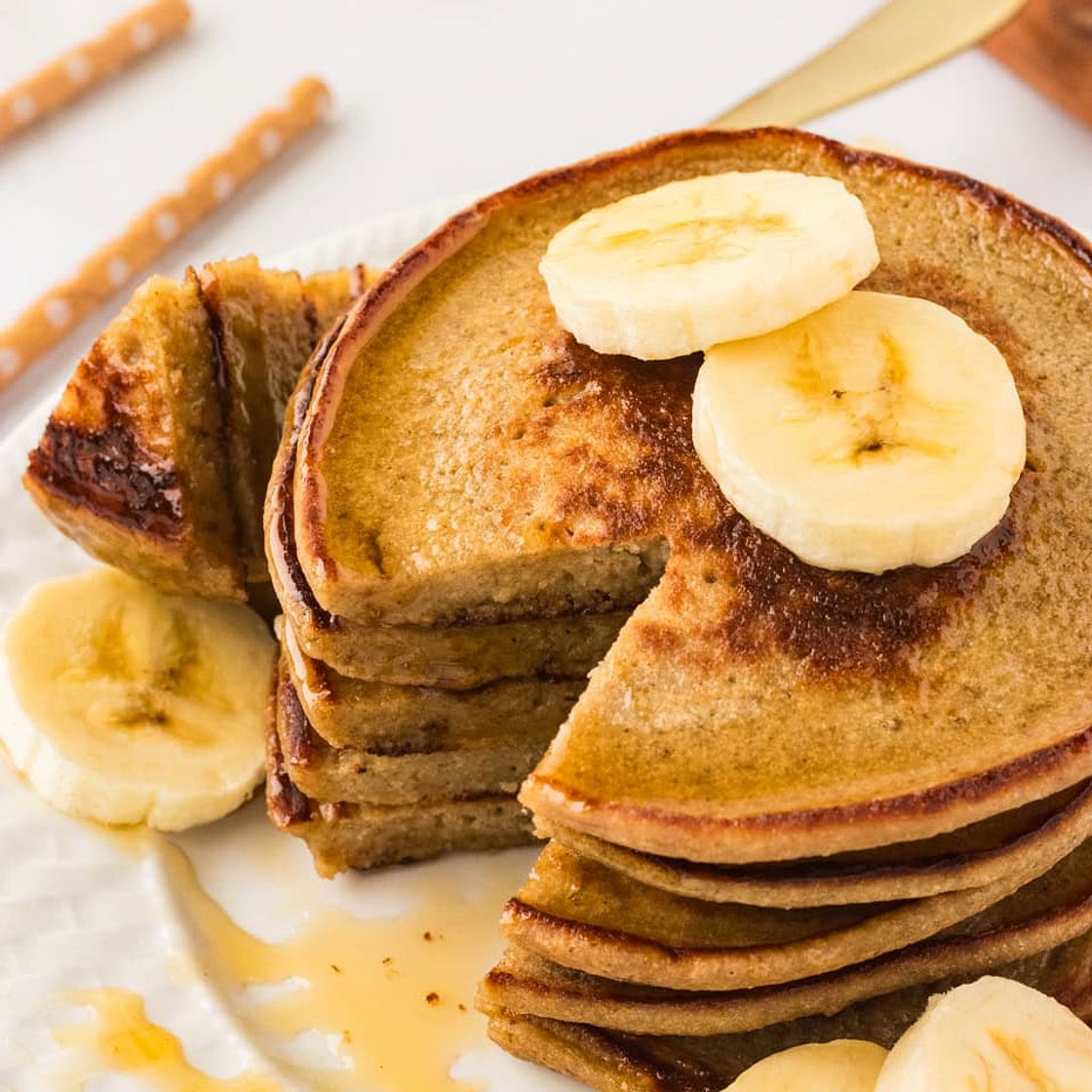 Banana Oatmeal Pancakes