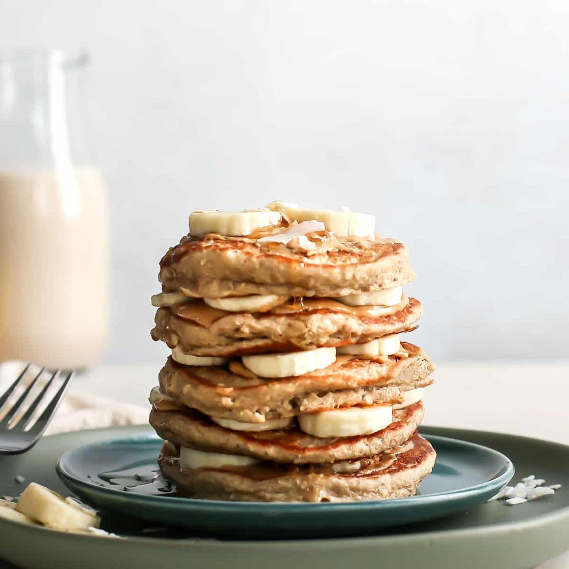 Oatmeal Banana Pancakes {in the blender!}