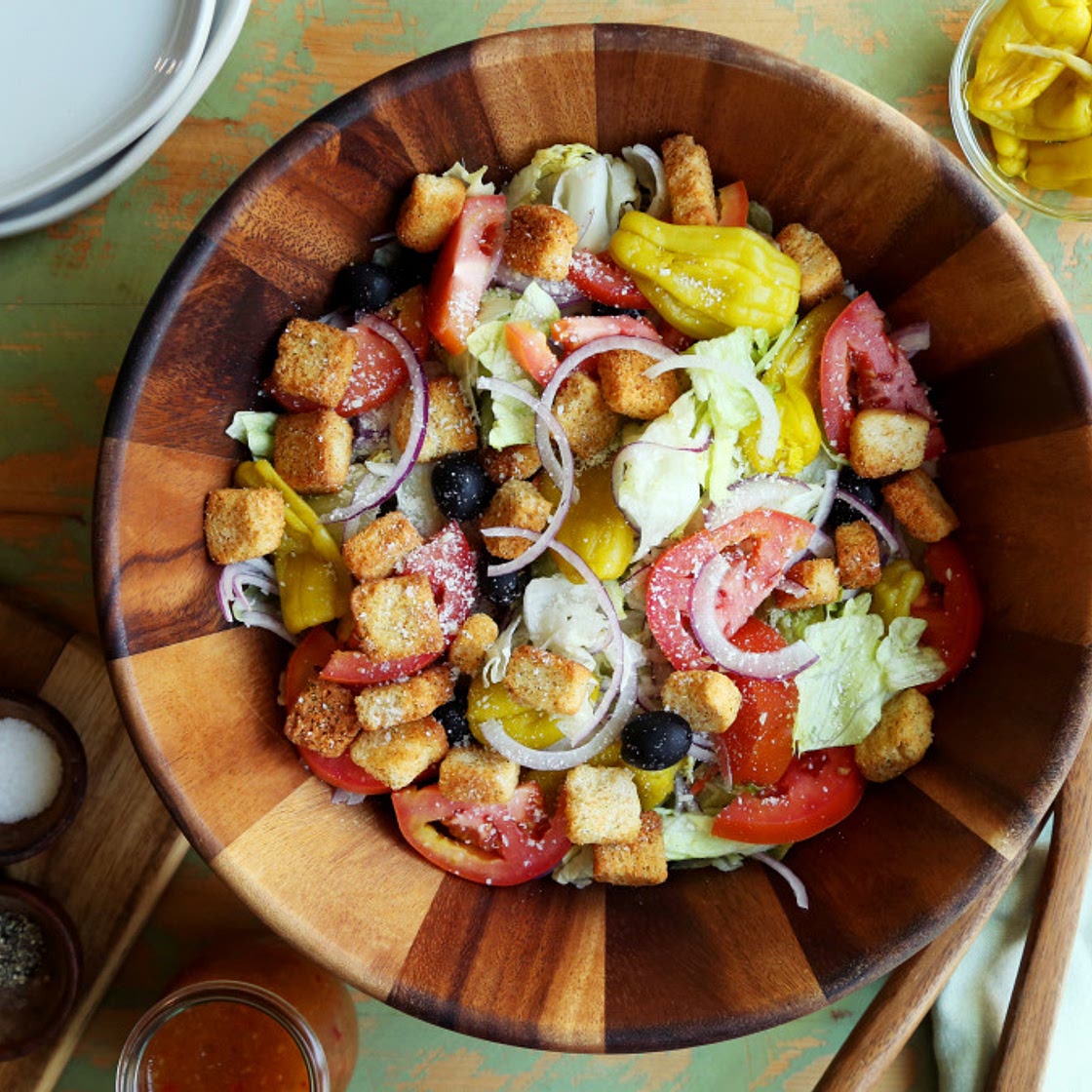 Olive Garden Salad (Copycat)