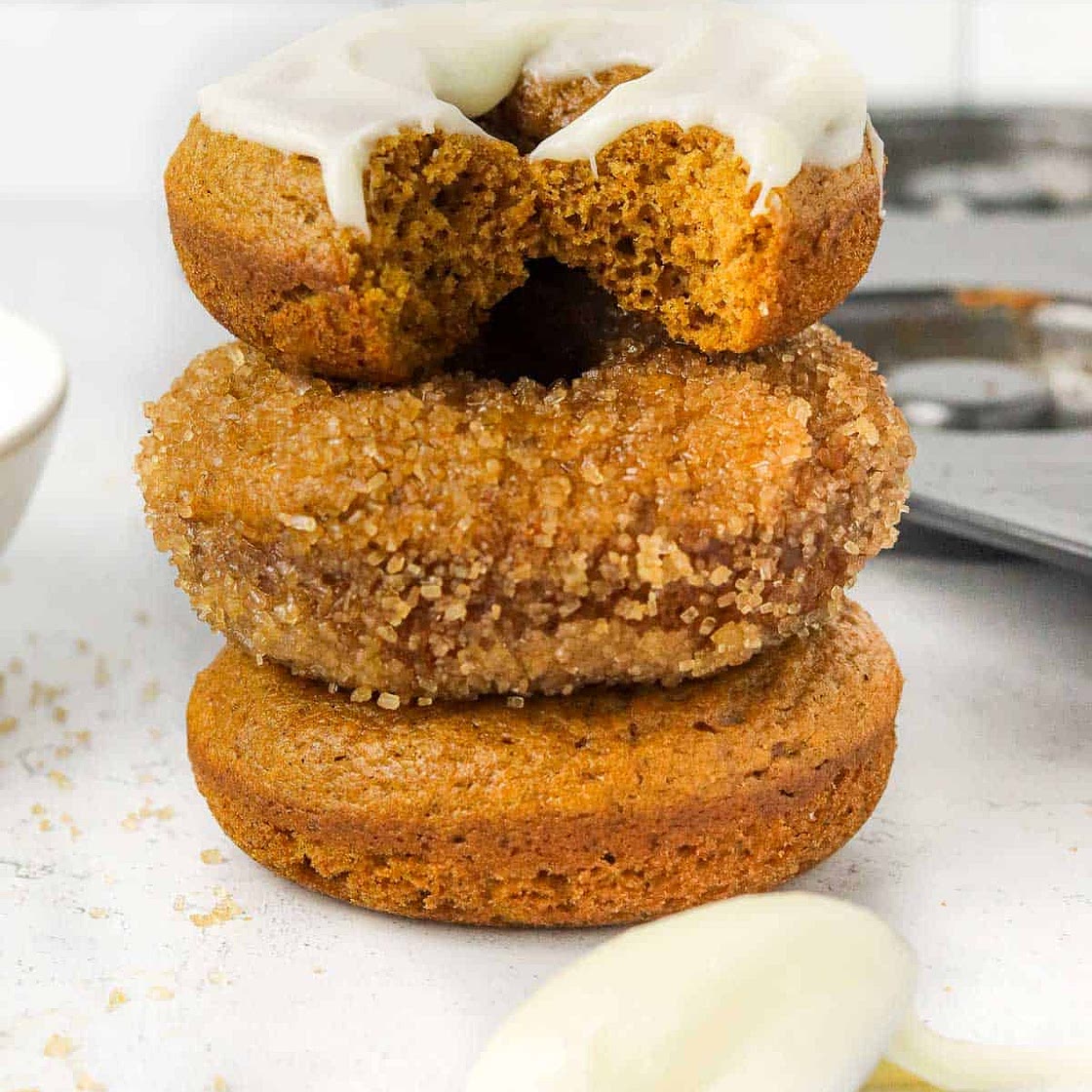 15 Minute Baked Pumpkin Donuts