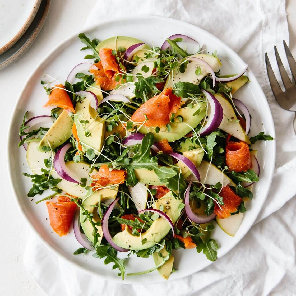 Smoked Salmon, Avocado and Arugula Salad