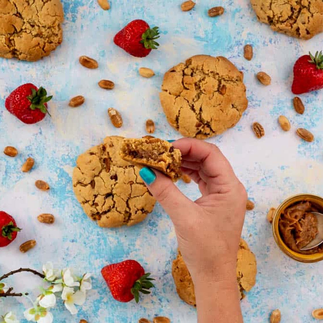 Stuffed Peanut Butter and Jelly Cookies Recipe