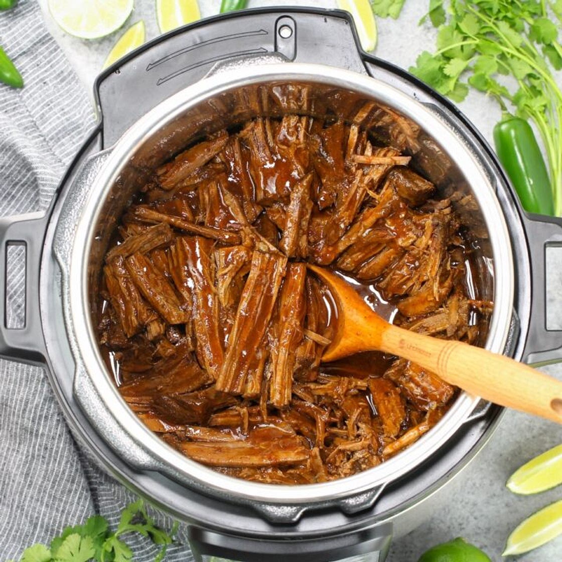 Easy Instant Pot Beef Barbacoa