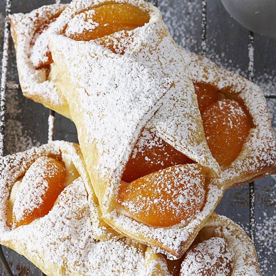 Cheat's apricot danish