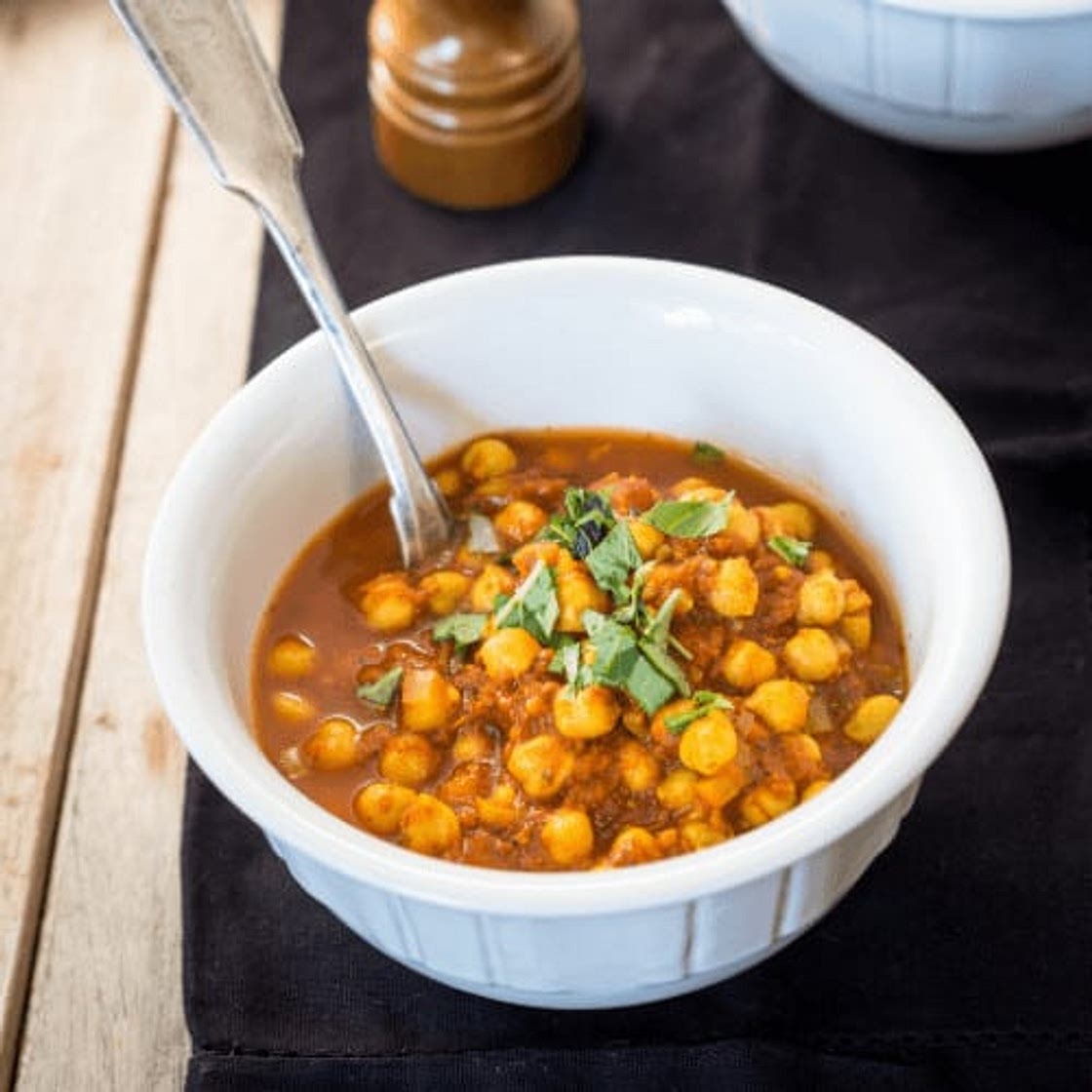 Sirtfood-Friendly Chickpea Curry
