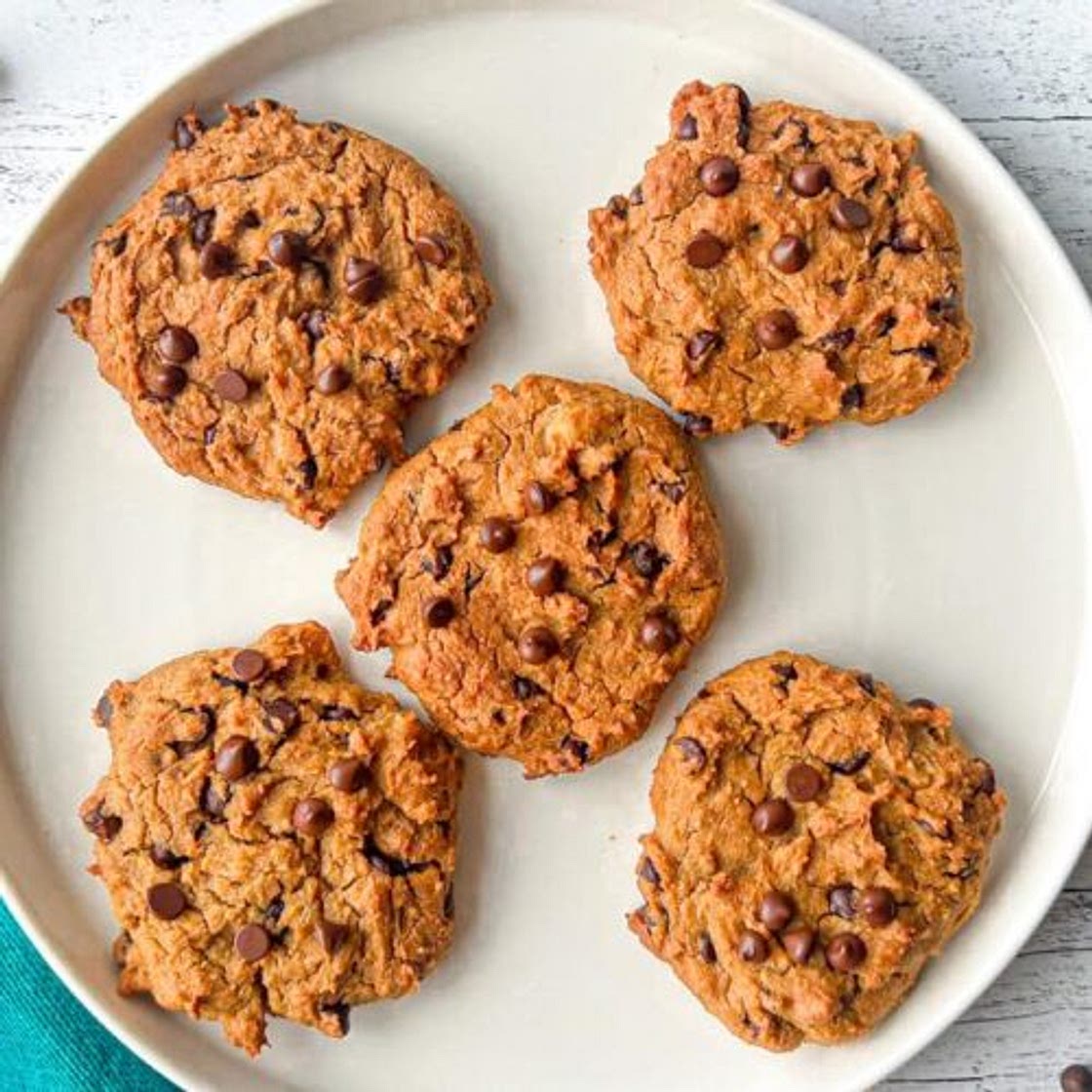 Healthy Chocolate Chip Chickpea Cookies