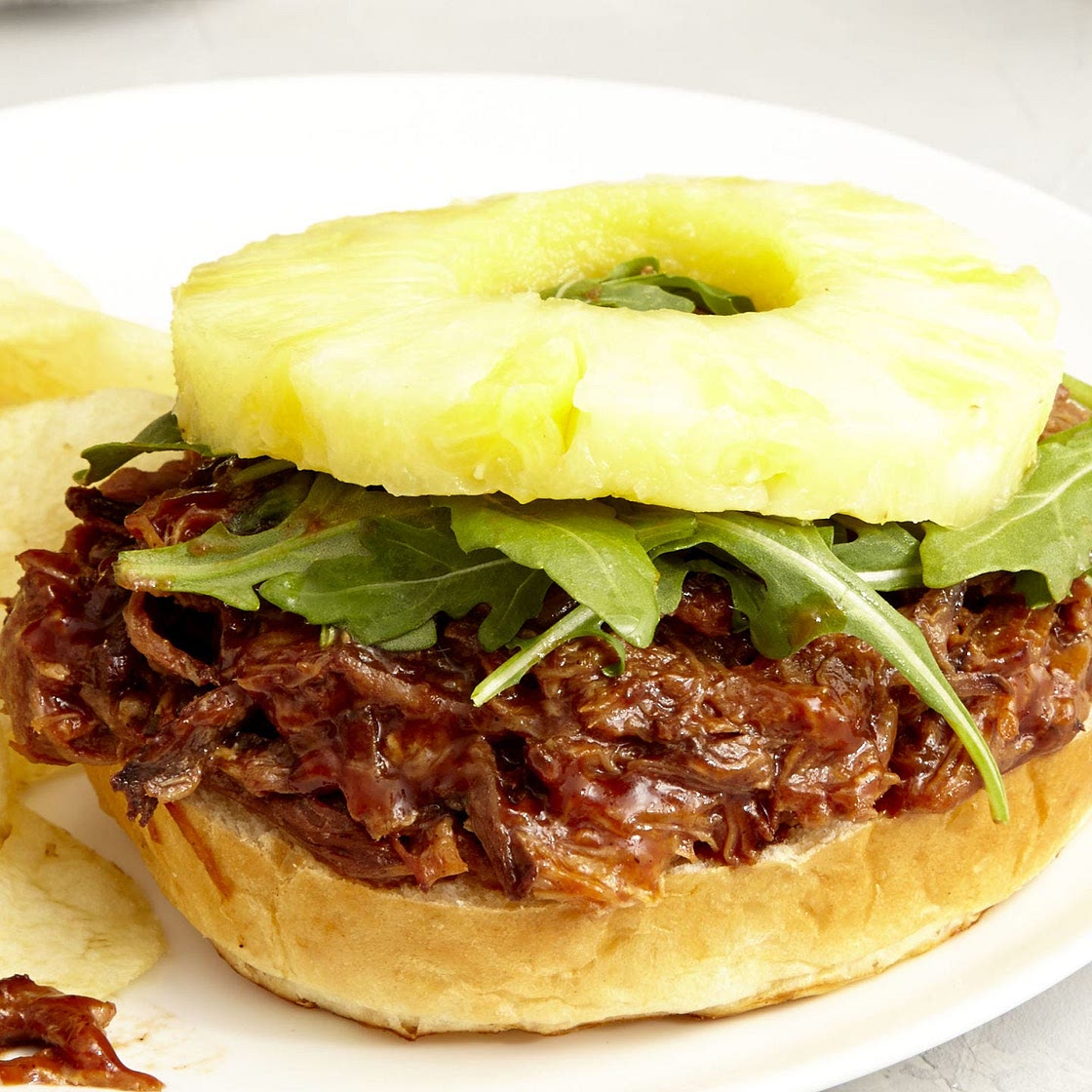 Slow Cooker Hawaiian Pulled Pork Sandwiches