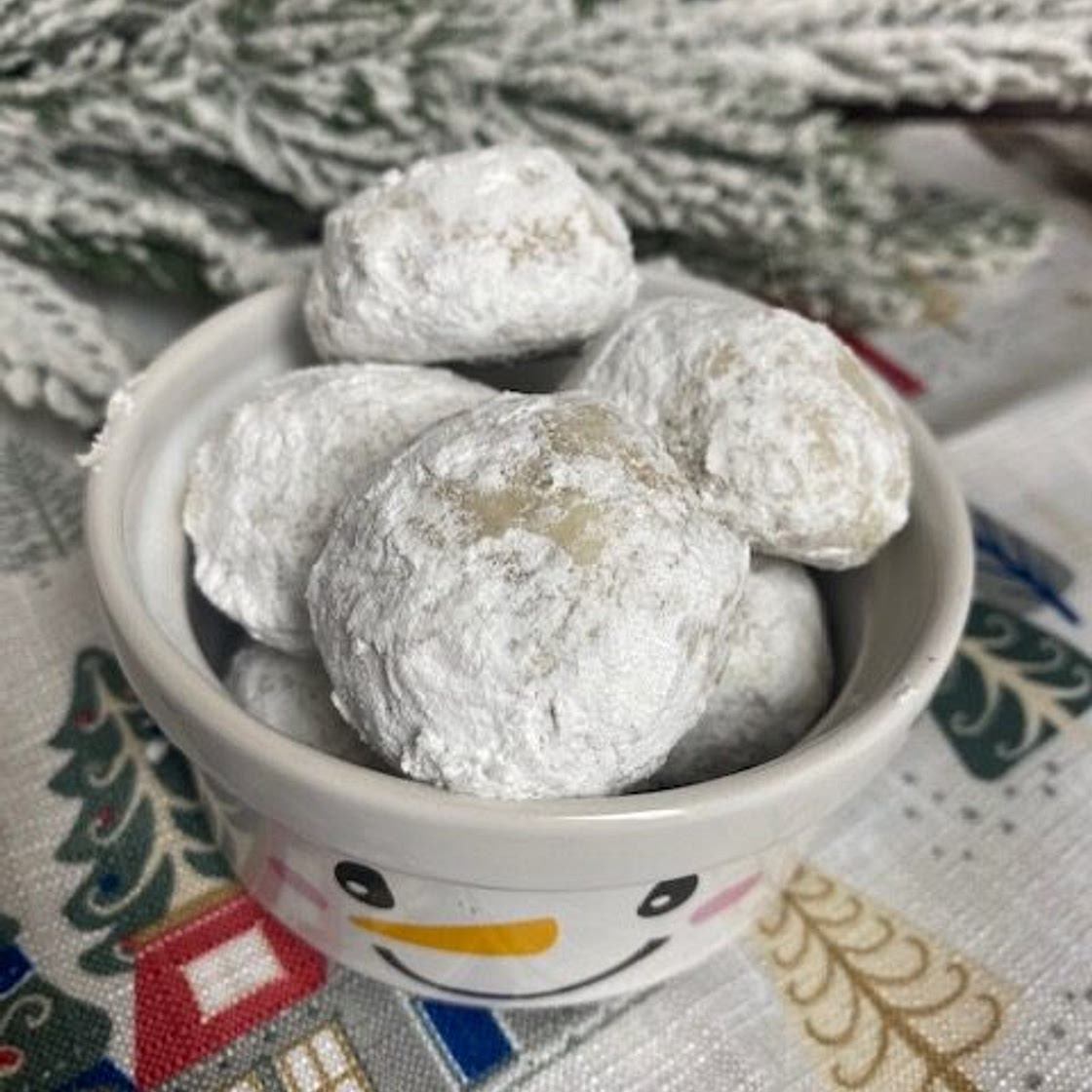Christmas Snowball Cookies