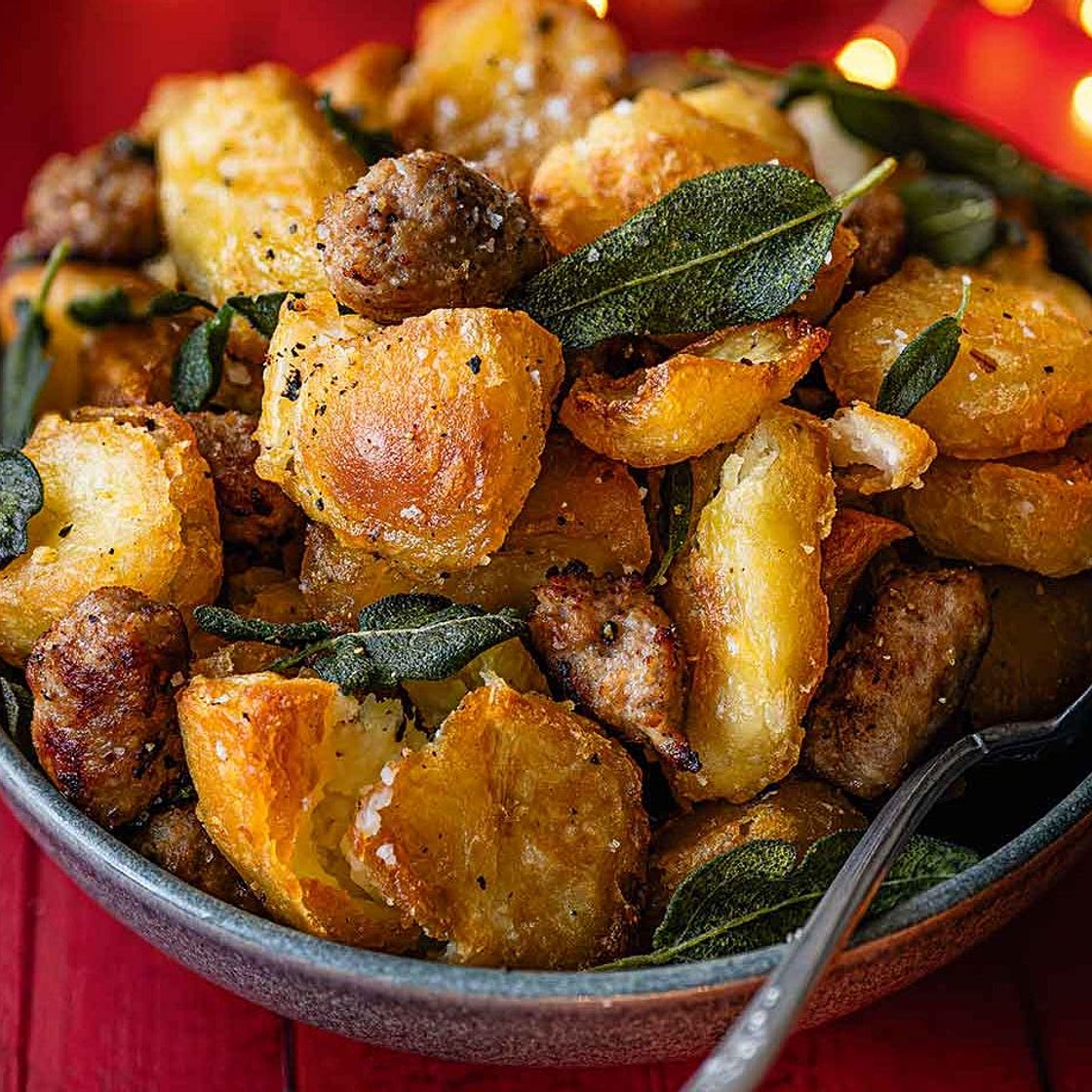 Smashed stuffing roasties