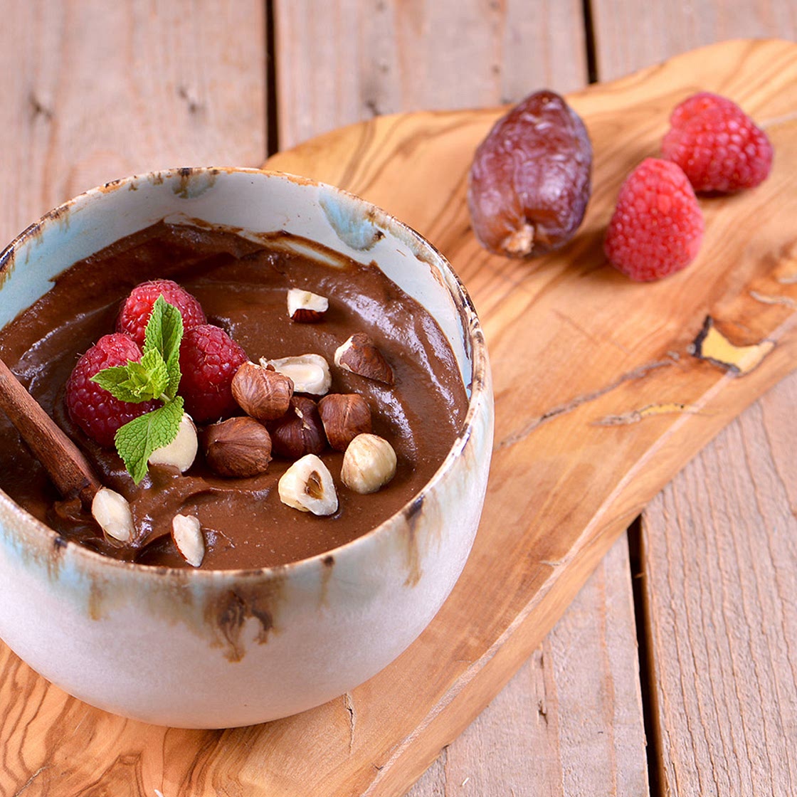 Mousse de cacao y aguacate
