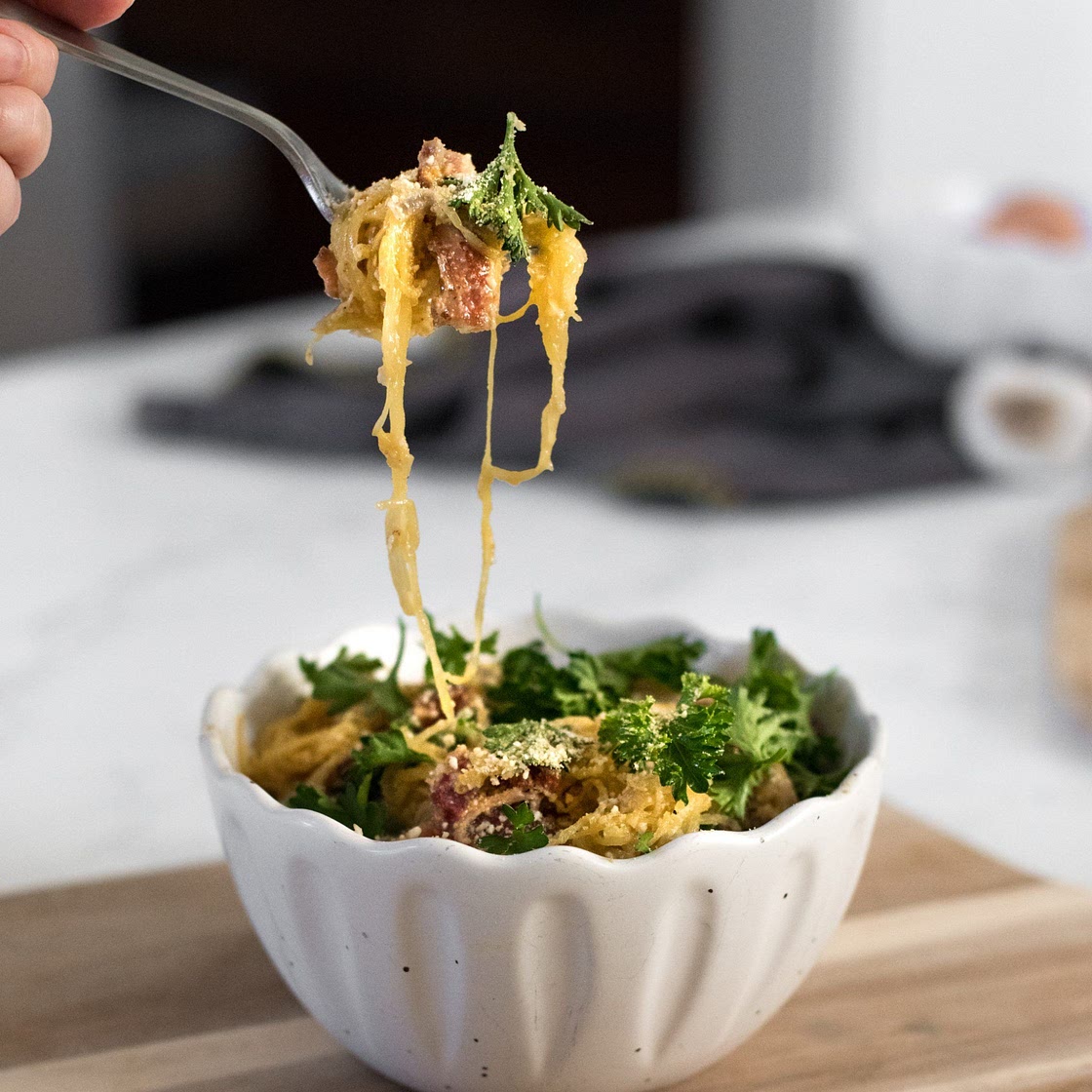 Whole30 Spaghetti Squash Carbonara